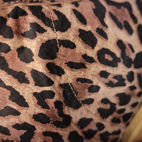 NWOB GENTLE SOULS leopard shearling boots - Picture 10 of 11